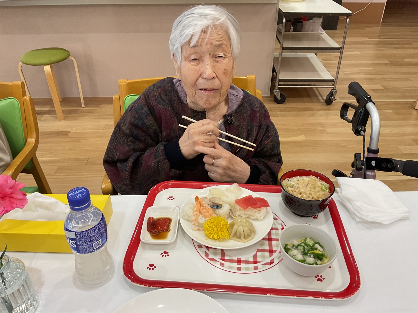 春のうまいものまつり（特別養護老人ホーム サンアップルホーム）